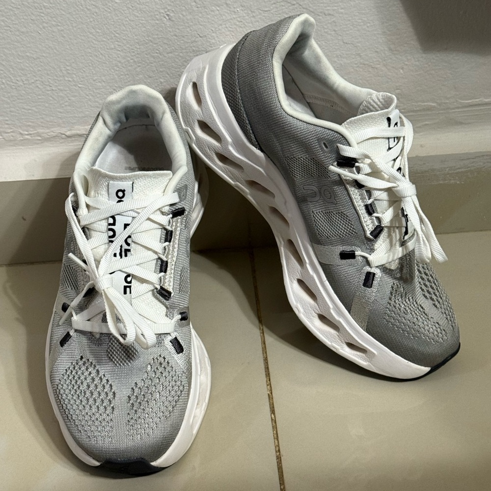 On Cloudeclipse Running Athletic Shoes size 7.5